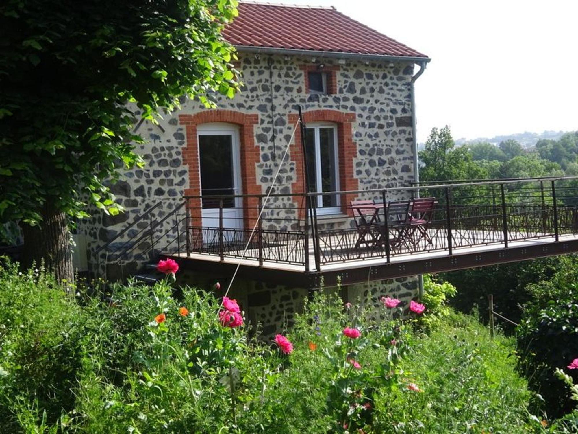 Gite Charmant Avec Terrasse Et Wifi Au Puy-En-Velay - Fr-1-582-331 Le Puy-en-Velay Kültér fotó